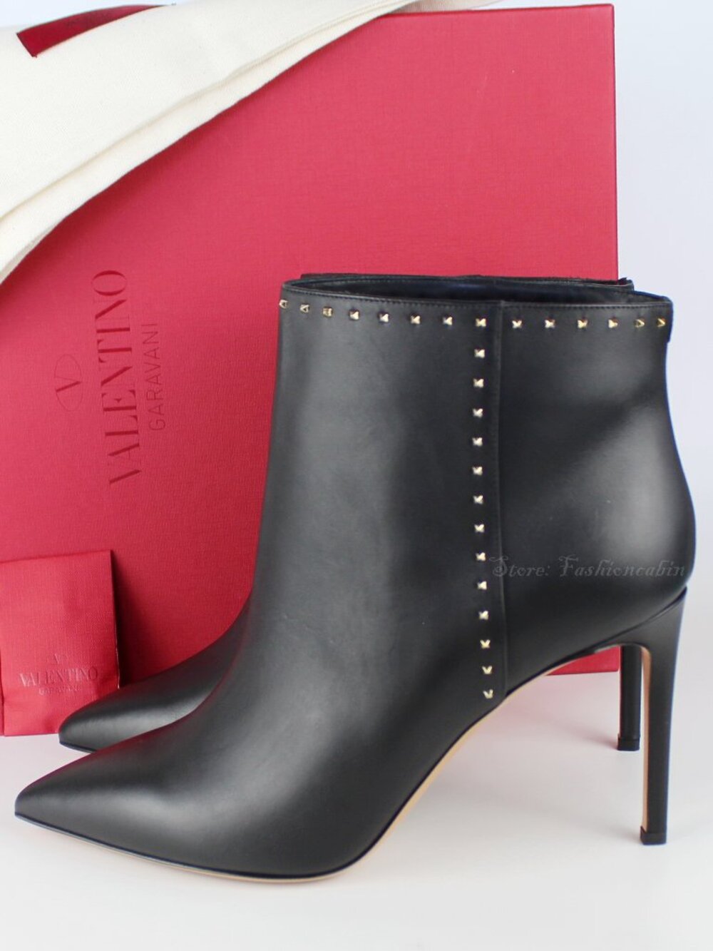 NEW VALENTINO GARAVANI Rockstud Leather Booties